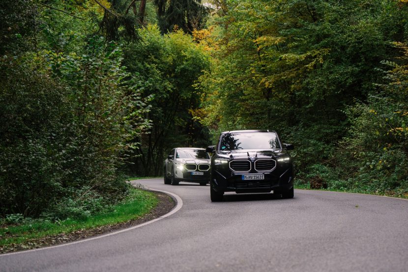 BMW XM cornering