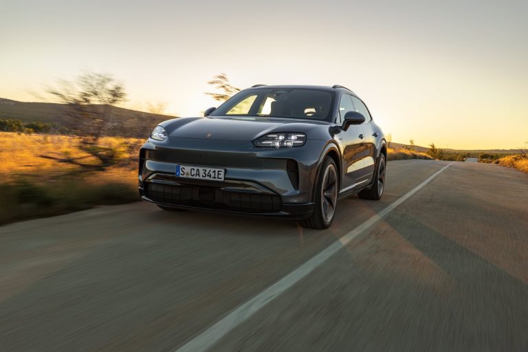 Porsche Cayenne Electric 2027 5