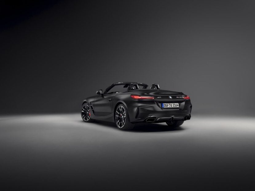 Three-quarter rear view of the BMW Z4 FINAL EDITION