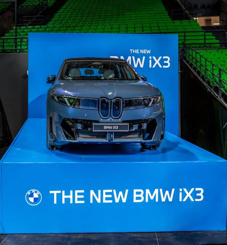2026 BMW IX3 OCEAN WAVE BLUE 2