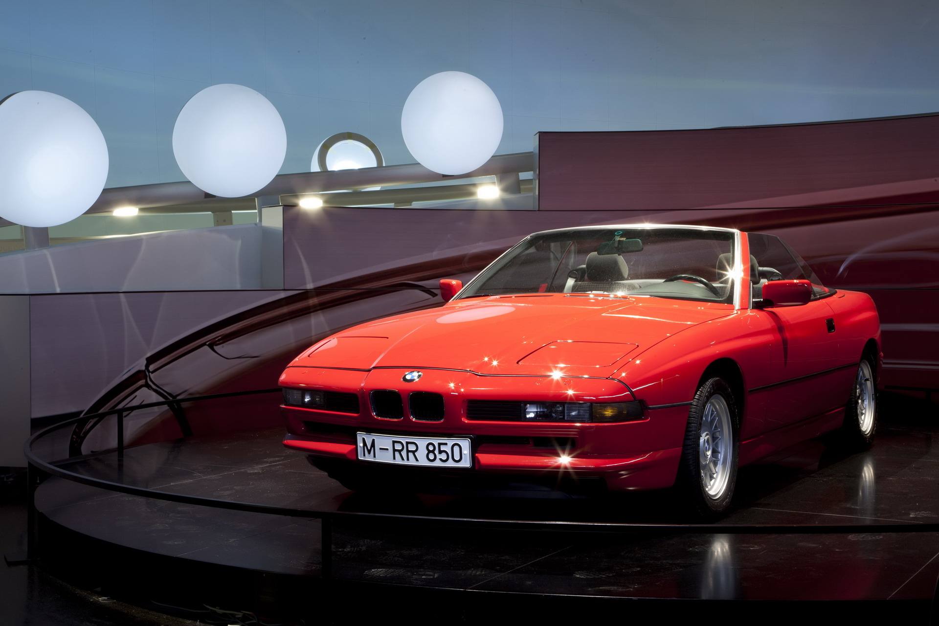 Wind tunnel photos of the BMW 8 Series E31 show