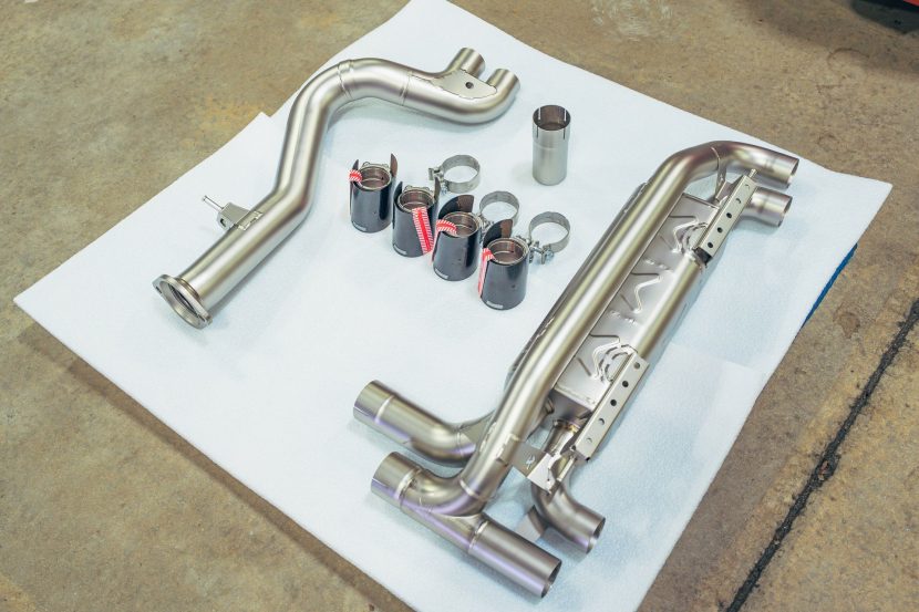 BMW 1M MAINTENANCE 01