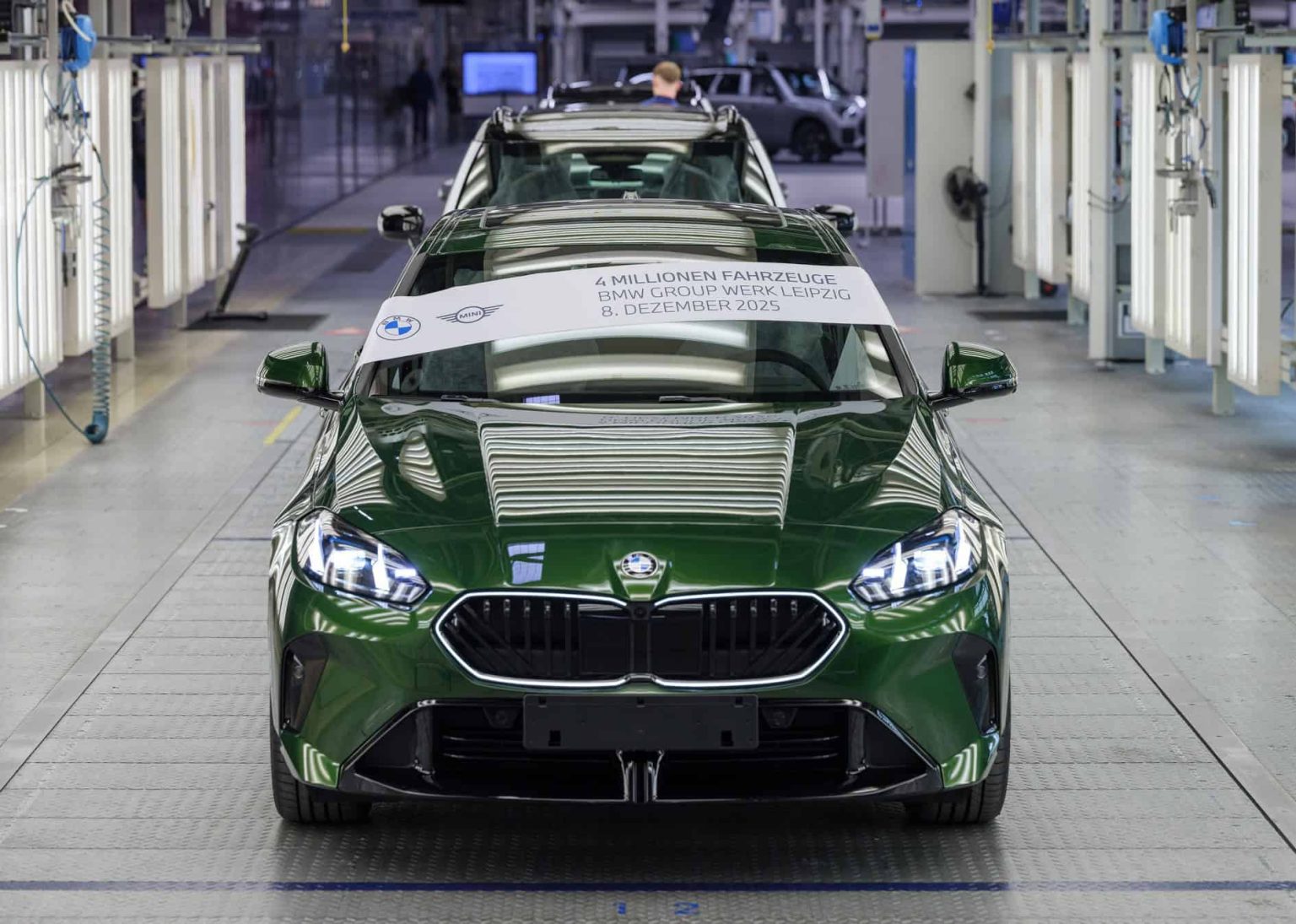 The BMW factory in Leipzig built four million cars - Automobile
