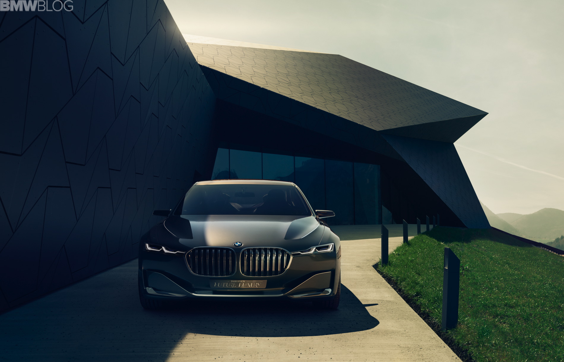Front-end of the BMW Vision Future Luxury