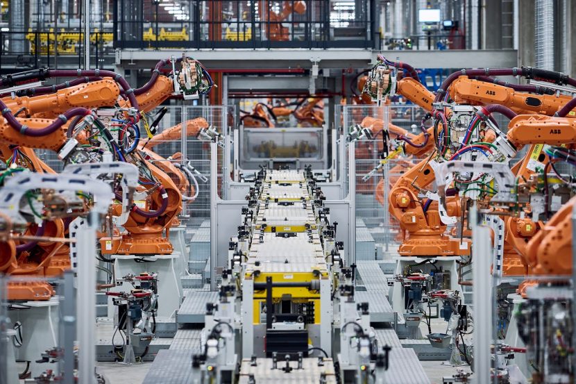 BMW plant in Munich prepares for production of the I3 sedan 5