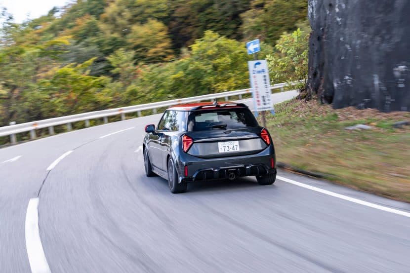 MINI JOHN COOPER WORKS IN JAPAN 15
