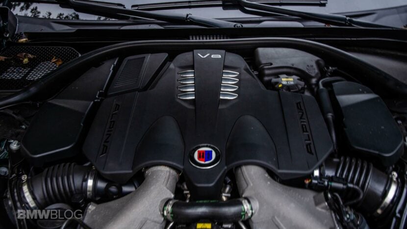 The V8 TwinTurbo in the ALPINA B7