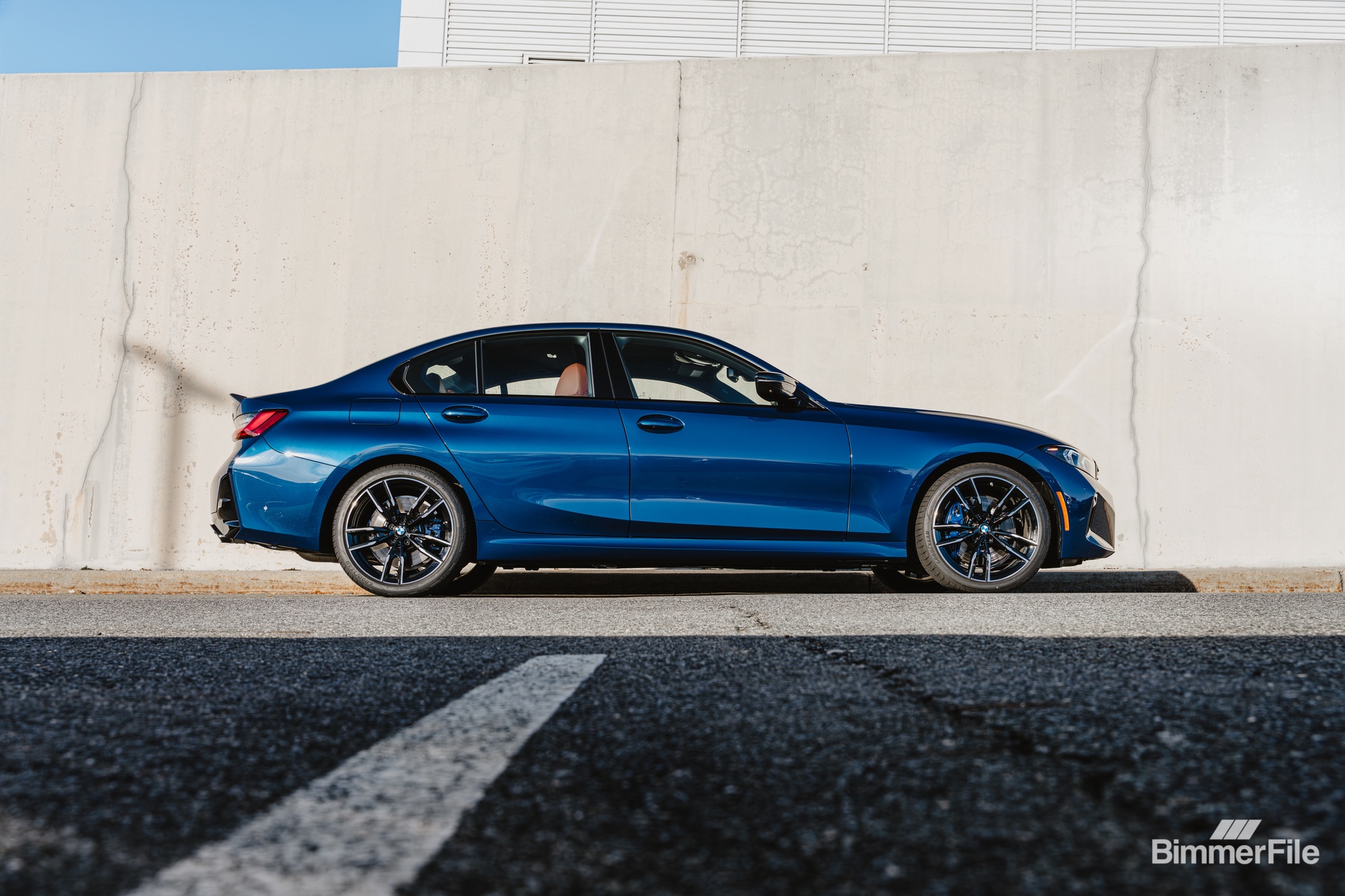 1767654608 BMW sets a new US sales record in 2025 as