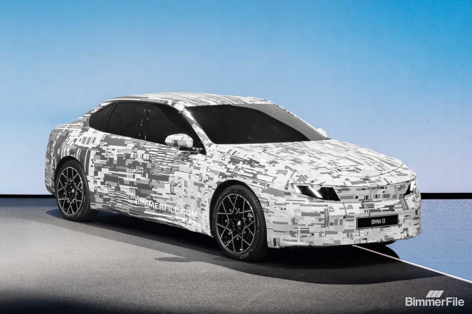 1767863397 20 Insight into BMWs dual platform strategy New Class CLAR and the