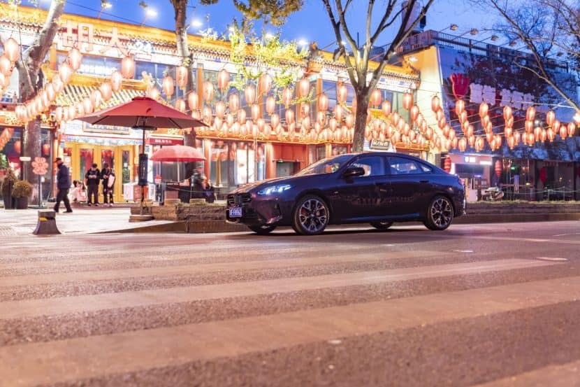 BMW M235L THUNDER NIGHT PURPLE PICTURE 3