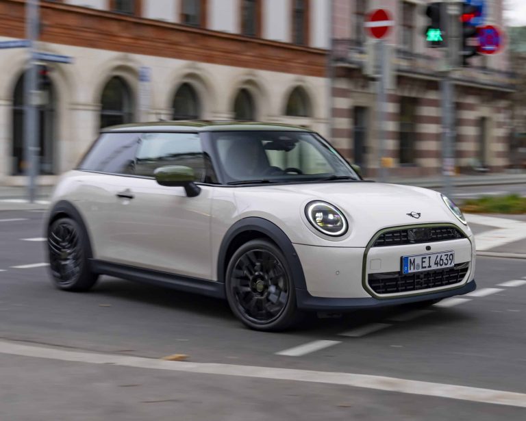 2026 MINI COOPER S PAUL SMITH EDITION 6