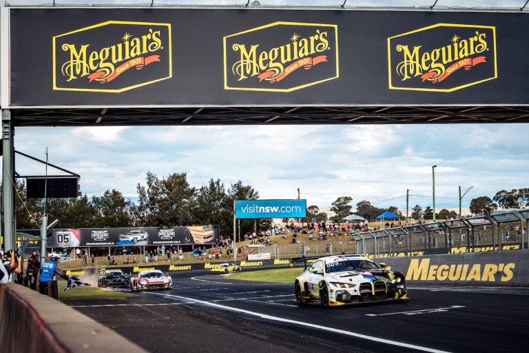 12 h Rennen Bathurst 23