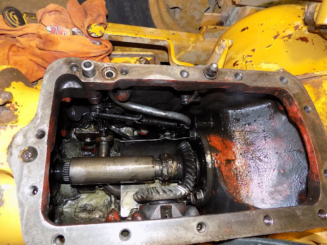 1773606420 607 1972 Ford 3500 Tractor Hydraulic Repair